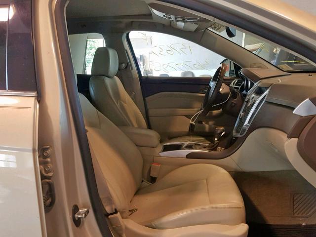 3GYFNEEY2AS540218 - 2010 CADILLAC SRX PERFOR BEIGE photo 5