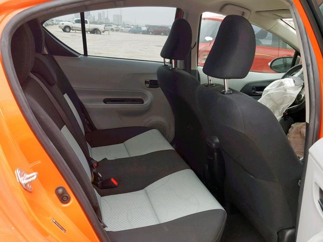 JTDKDTB35D1040452 - 2013 TOYOTA PRIUS C ORANGE photo 6