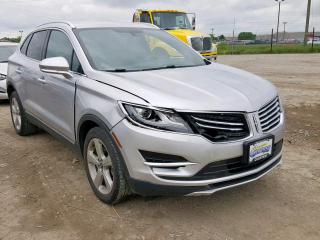 5LMCJ1A90FUJ47300 - 2015 LINCOLN MKC SILVER photo 1