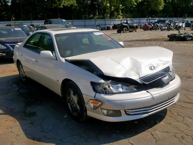 JT8BF28G010309049 - 2001 LEXUS ES 300 WHITE photo 1