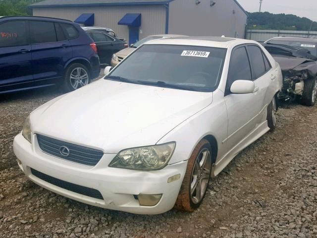 JTHBD182X10011824 - 2001 LEXUS IS 300 WHITE photo 2