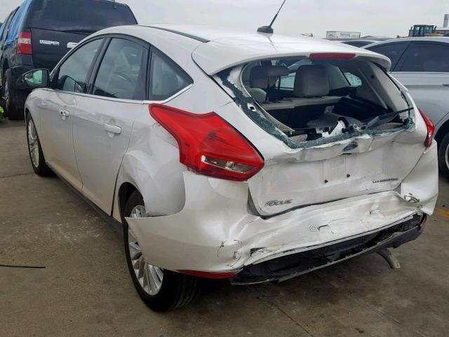 1FADP3N25HL222543 - 2017 FORD FOCUS TITA WHITE photo 3