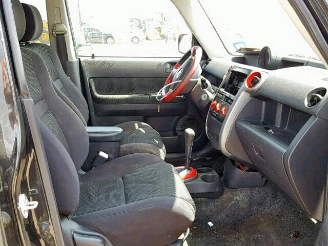 JTLKT324850205028 - 2005 TOYOTA SCION XB 黑色 照片 5