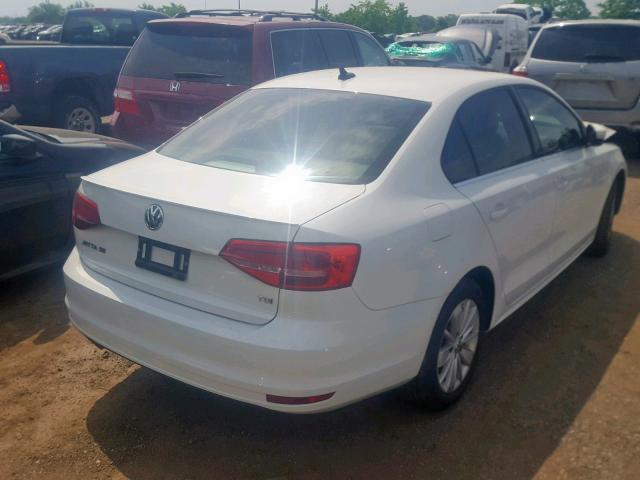 3VW3A7AJ7FM426927 - 2015 VOLKSWAGEN JETTA TDI WHITE photo 4