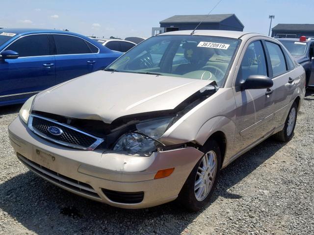 1FAFP34N57W267418 - 2007 FORD FOCUS ZX4 GOLD photo 2
