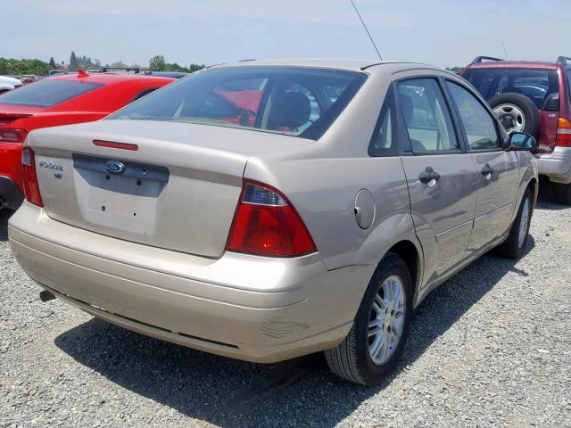 1FAFP34N57W267418 - 2007 FORD FOCUS ZX4 GOLD photo 4