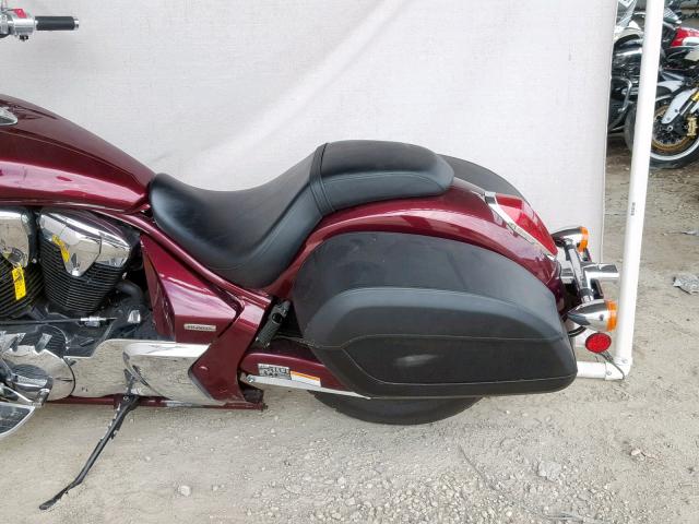 JH2SC6676BK100271 - 2011 HONDA VT1300 CT BURGUNDY photo 6