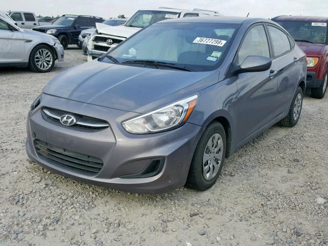 KMHCT4AE3GU070760 - 2016 HYUNDAI ACCENT SE GRAY photo 2