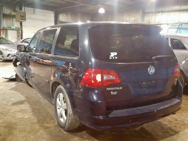 2V8HW34139R541654 - 2009 VOLKSWAGEN ROUTAN SE BLACK photo 3