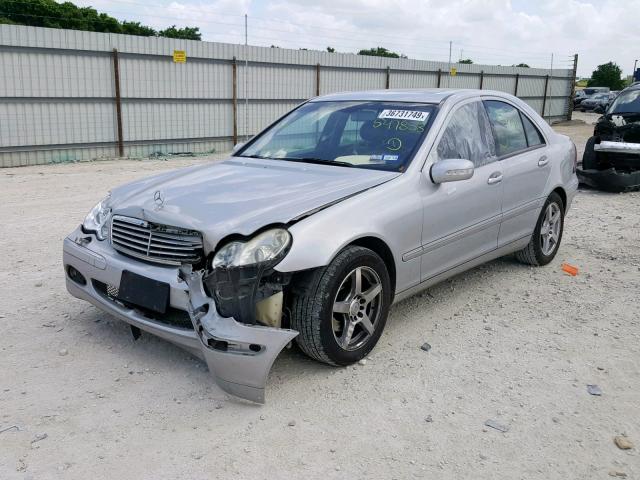 WDBRF61J34A547858 - 2004 MERCEDES-BENZ C 240 SILVER photo 2