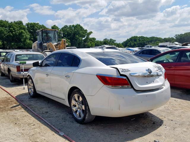 1G4GC5EG6AF299349 - 2010 BUICK LACROSSE C WHITE photo 3