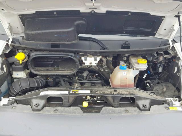 3C6TRVCG0JE112967 - 2018 RAM PROMASTER 白色 照片 7