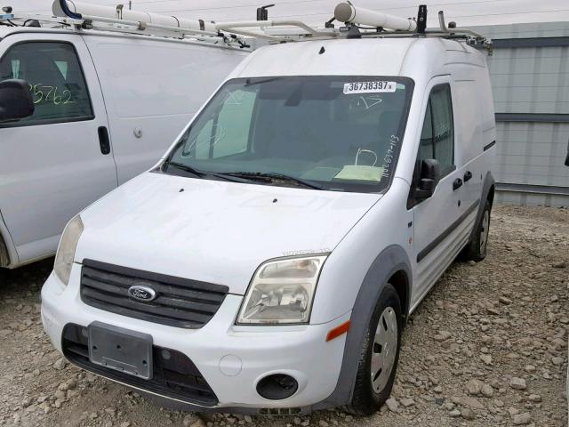 NM0LS7BN8DT136158 - 2013 FORD TRANSIT CO WHITE photo 2