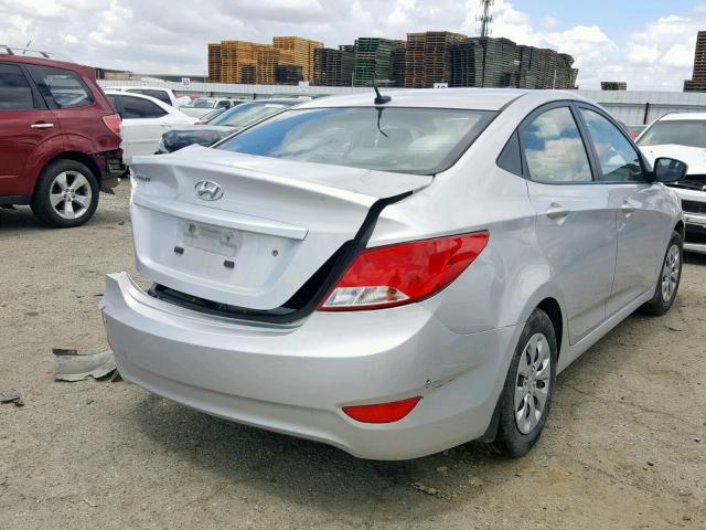 KMHCT4AE5HU343506 - 2017 HYUNDAI ACCENT SE SILVER photo 4