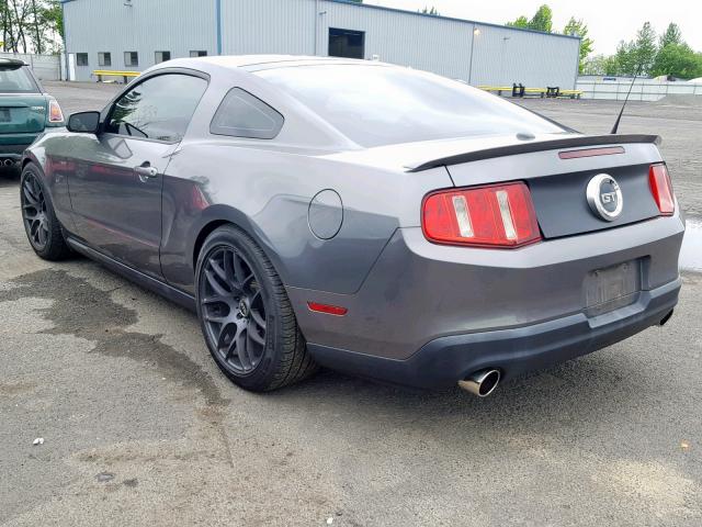 1ZVBP8CH7A5116141 - 2010 FORD MUSTANG GT GRAY photo 3