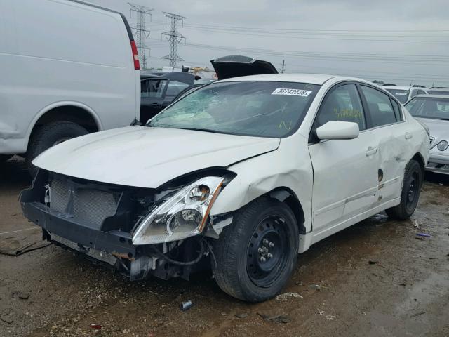 1N4AL2AP1CN532454 - 2012 NISSAN ALTIMA BAS WHITE photo 2