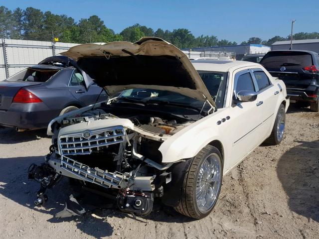 2C3KA53G96H525644 - 2006 CHRYSLER 300 TOURIN CREAM photo 2