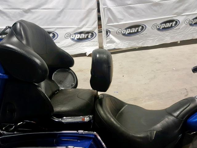 1HD1FC4167Y667110 - 2007 HARLEY-DAVIDSON FLHTCUI BLUE photo 6