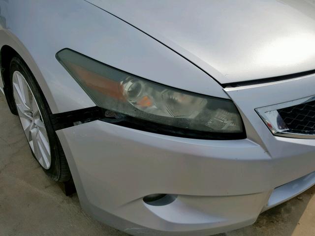 1HGCS22858A006129 - 2008 HONDA ACCORD EXL SILVER photo 9