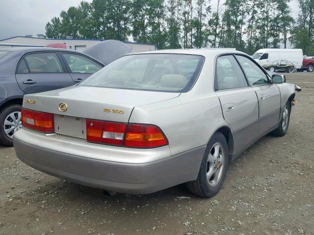 JT8BF28G3X5051749 - 1999 LEXUS ES 300 BEIGE photo 4