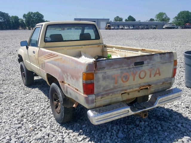 JT4RN63RXH5029381 - 1987 TOYOTA PICKUP RN6 YELLOW photo 3