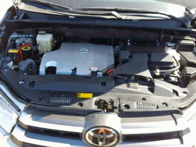 5TDBGRFH1JS045484 - 2018 TOYOTA HIGHLANDER WHITE photo 7