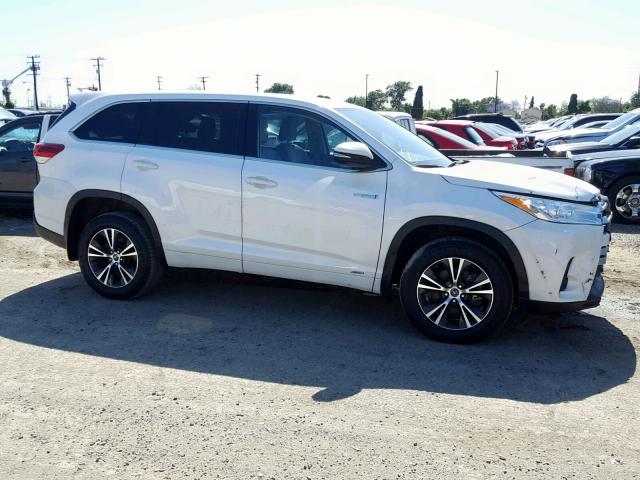 5TDBGRFH1JS045484 - 2018 TOYOTA HIGHLANDER WHITE photo 9