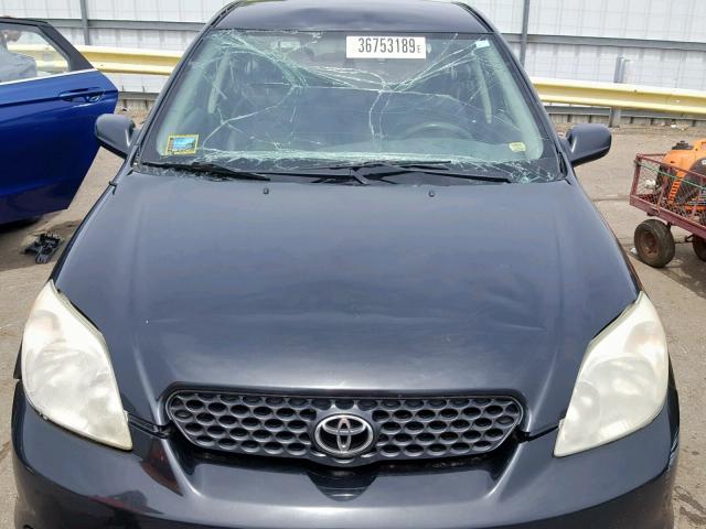2T1KR32E54C226961 - 2004 TOYOTA MATRIX 黑色 照片 9