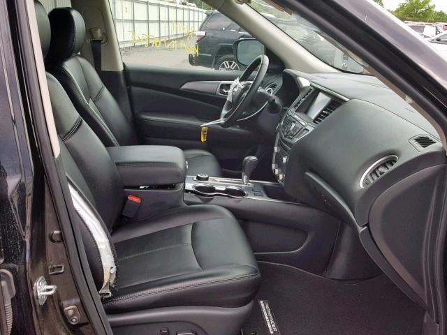 5N1DR2MM8JC644034 - 2018 NISSAN PATHFINDER BLACK photo 5