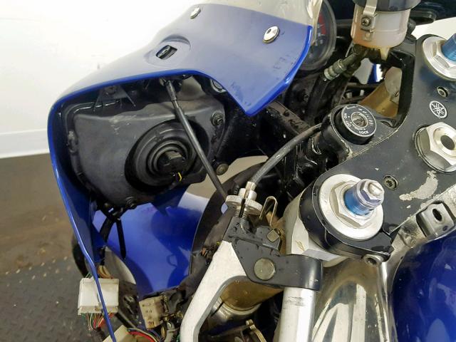 JYARN02E1XA003457 - 1999 YAMAHA YZFR1 BLUE photo 17