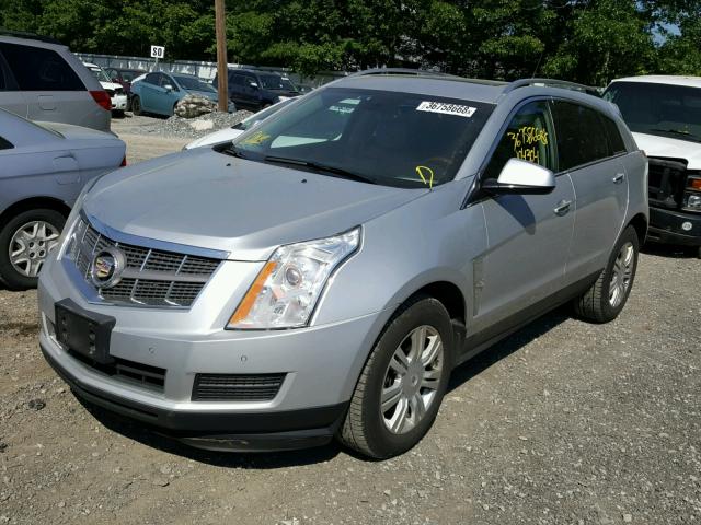 3GYFNDEY2BS509322 - 2011 CADILLAC SRX LUXURY SILVER photo 2