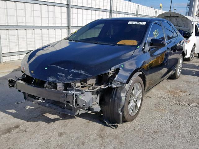 4T1BF1FK2GU136151 - 2016 TOYOTA CAMRY LE BLACK photo 2