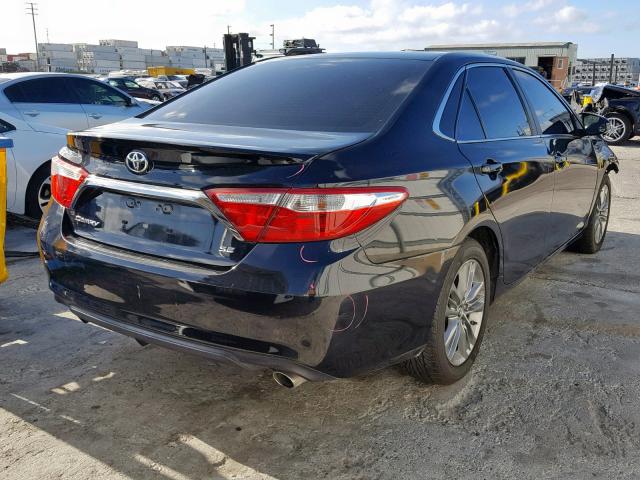 4T1BF1FK2GU136151 - 2016 TOYOTA CAMRY LE BLACK photo 4