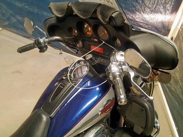 1HD1FCW196Y690523 - 2006 HARLEY-DAVIDSON FLHTCUI BLUE photo 5