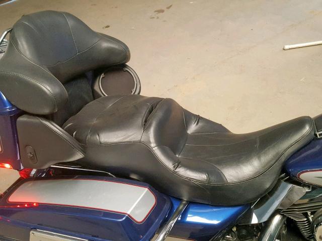 1HD1FCW196Y690523 - 2006 HARLEY-DAVIDSON FLHTCUI BLUE photo 6