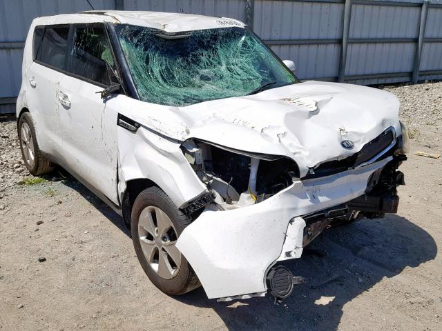 KNDJN2A20G7288640 - 2016 KIA SOUL WHITE photo 1