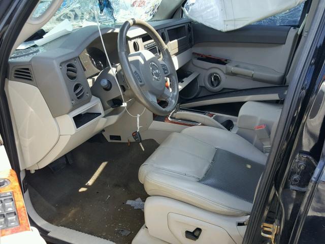 1J8HH58N76C192638 - 2006 JEEP COMMANDER BLACK photo 5