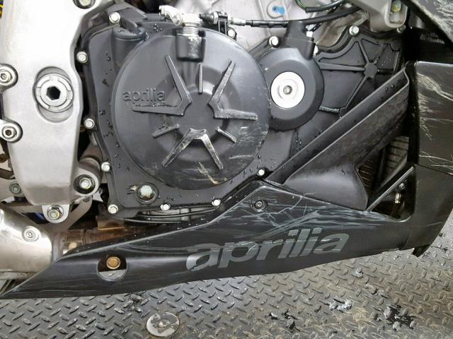 ZD4RKUA41ES000079 - 2014 APRILIA RSV4 R BLACK photo 12