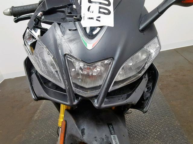 ZD4RKUA41ES000079 - 2014 APRILIA RSV4 R BLACK photo 9