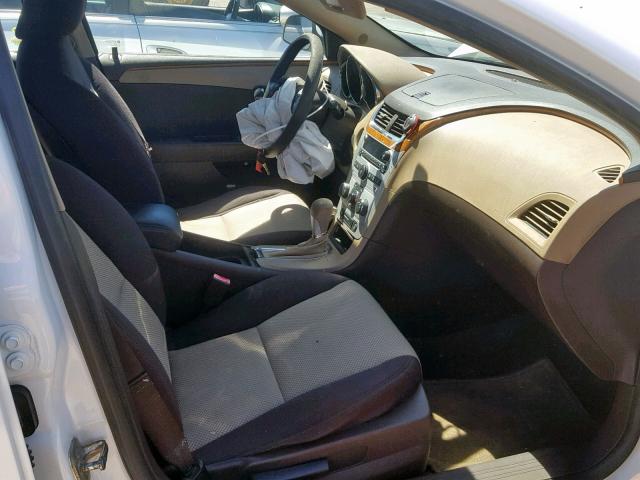 1G1ZC5E08CF277977 - 2012 CHEVROLET MALIBU 1LT 白色 照片 5