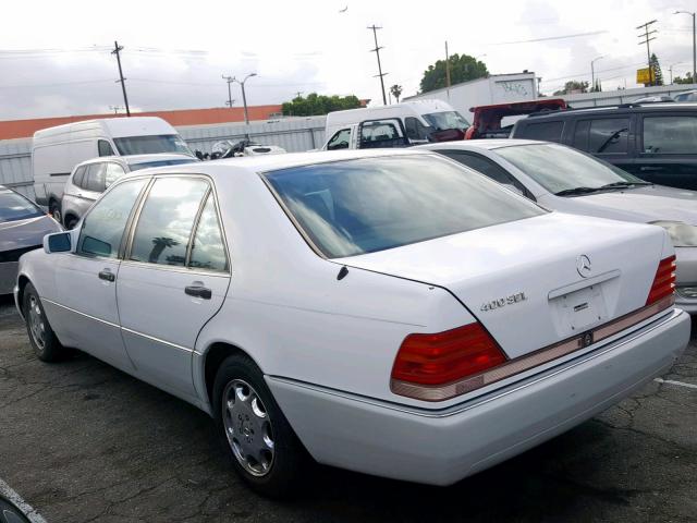 WDBGA43E7PA102666 - 1993 MERCEDES-BENZ 400 SEL WHITE photo 3