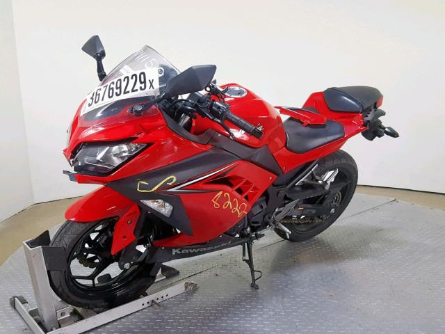 JKAEX8B17GDA29596 - 2016 KAWASAKI EX300 B RED photo 4