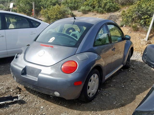 3VWCK21C82M422302 - 2002 VOLKSWAGEN NEW BEETLE ნაცრისფერი ფოტო 4