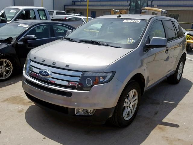 2FMDK48C98BA36809 - 2008 FORD EDGE SEL SILVER photo 2