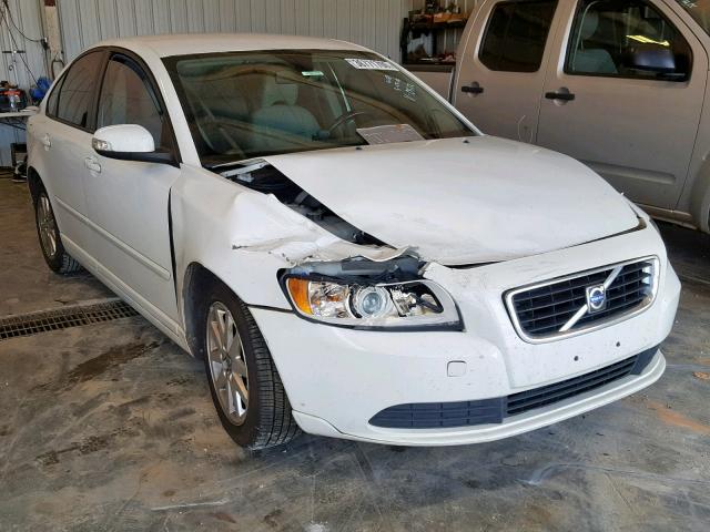 YV1MS382892450512 - 2009 VOLVO S40 2.4I WHITE photo 1