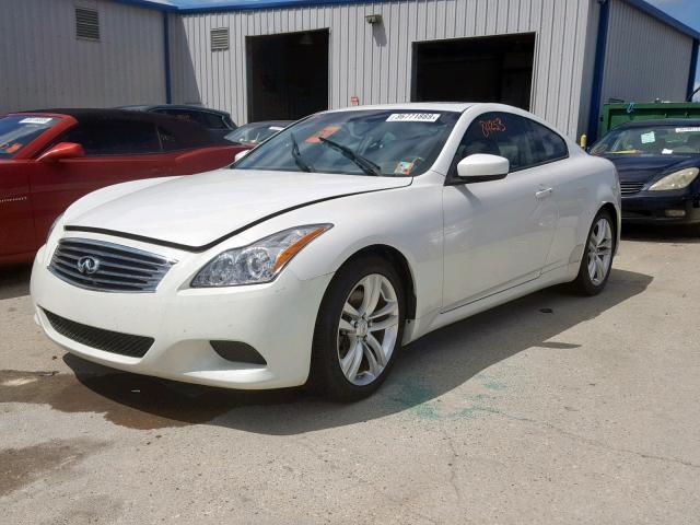 JN1CV6EK5AM102418 - 2010 INFINITI G37 BASE WHITE photo 2