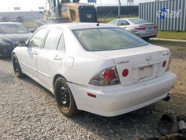 JTHBD192530072564 - 2003 LEXUS IS 300 WHITE photo 3