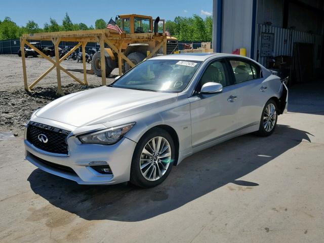 JN1EV7AP2JM352571 - 2018 INFINITI Q50 LUXE SILVER photo 2