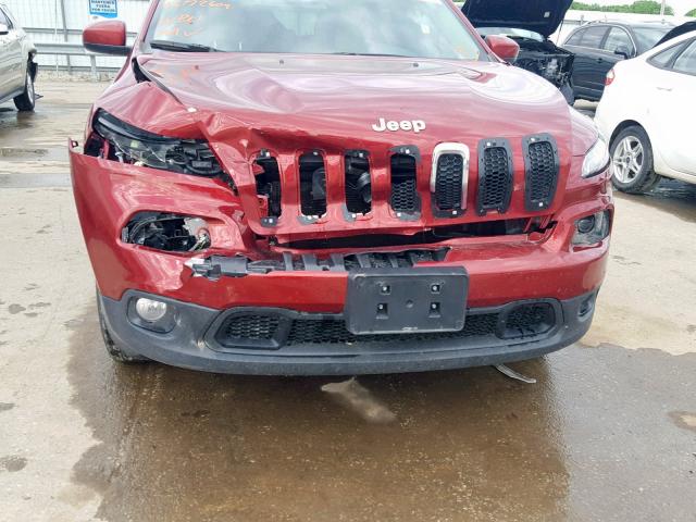 1C4PJMCB1HW557198 - 2017 JEEP CHEROKEE L RED photo 9