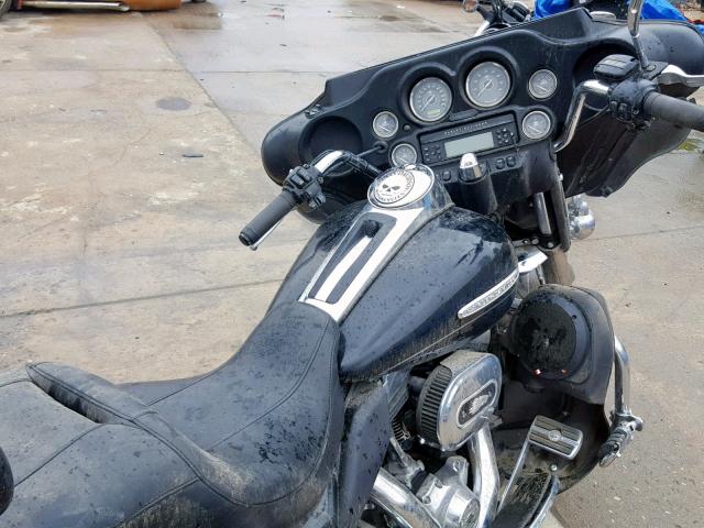 1HD1KEM12CB685544 - 2012 HARLEY-DAVIDSON FLHTK ELEC 黑色 照片 5